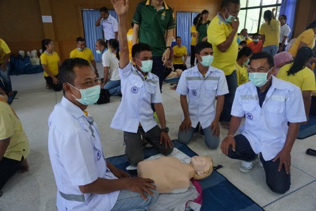 ศิษย์เก่าศิริราชอบรมCPR